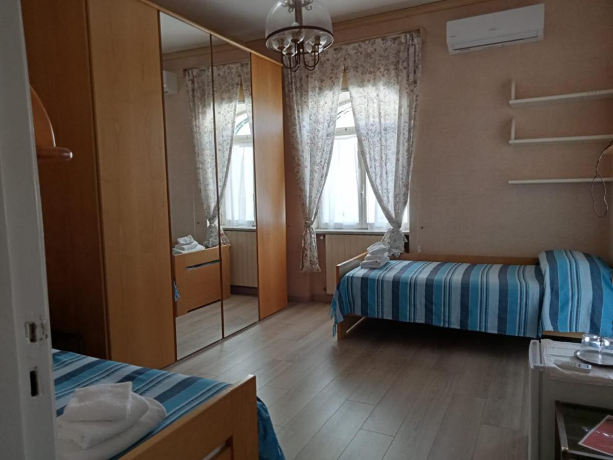 Parco Termale Tropical Bed and Breakfast Isquia Exterior foto