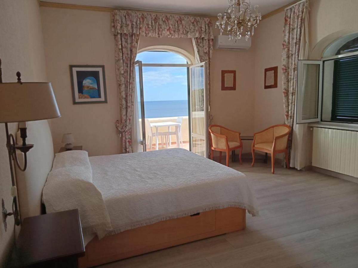Parco Termale Tropical Bed and Breakfast Isquia Exterior foto